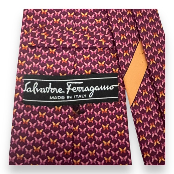 Salvatore Ferragamo Men's Silk Tie Burgundy Butterfly Print Made in Italy Luxury - Picture 5 of 6